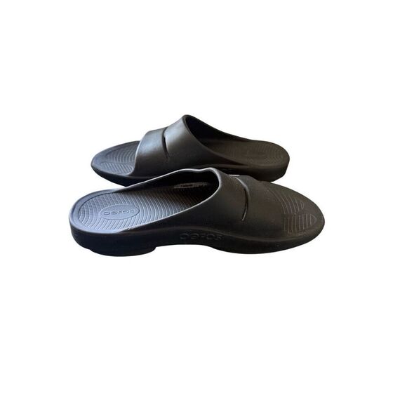 Oofos Ooahh Unisex Black White Slip On Sport Slide Recovery Sandals Size M12 W14 - Picture 4 of 13